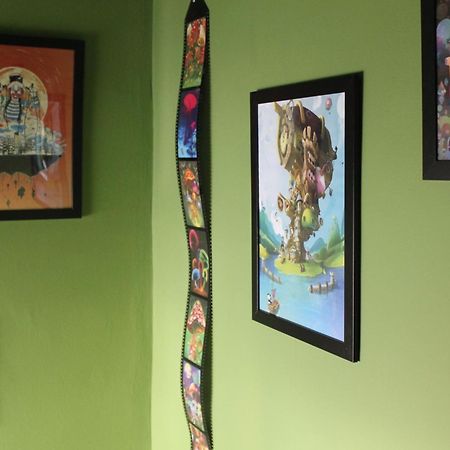 Fun House Hostel บูคาเรสต์ ภายนอก รูปภาพ