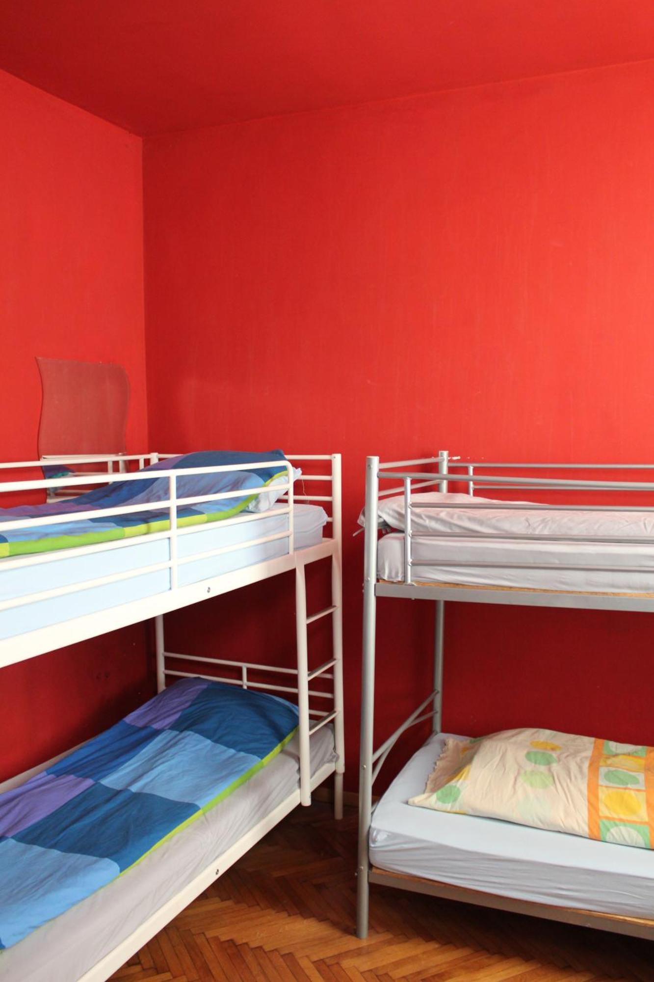 Fun House Hostel บูคาเรสต์ ภายนอก รูปภาพ