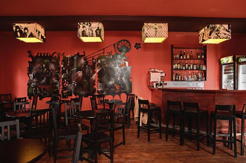Fun House Hostel บูคาเรสต์ ภายนอก รูปภาพ
